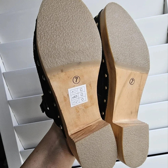 Skechers Memory Foam Sabo Sandals Black Suede Wooden Clogs Mules Size 7 - Picture 3 of 8